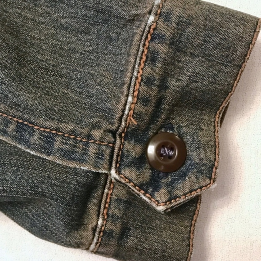 Tapemeasure Distressed Denim Jacket w/Belt - Picture 4 of 6